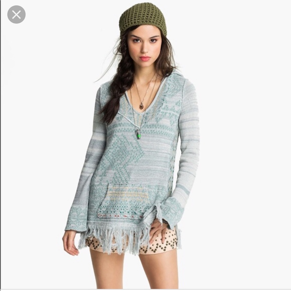 Free People Beachy Fringed Hooded Light Sweater - Picture 5 of 8